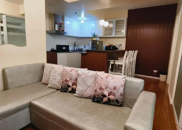 Ken's Azure Staycation Apartamento *