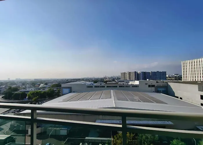 Ken's Azure Staycation Apartamento